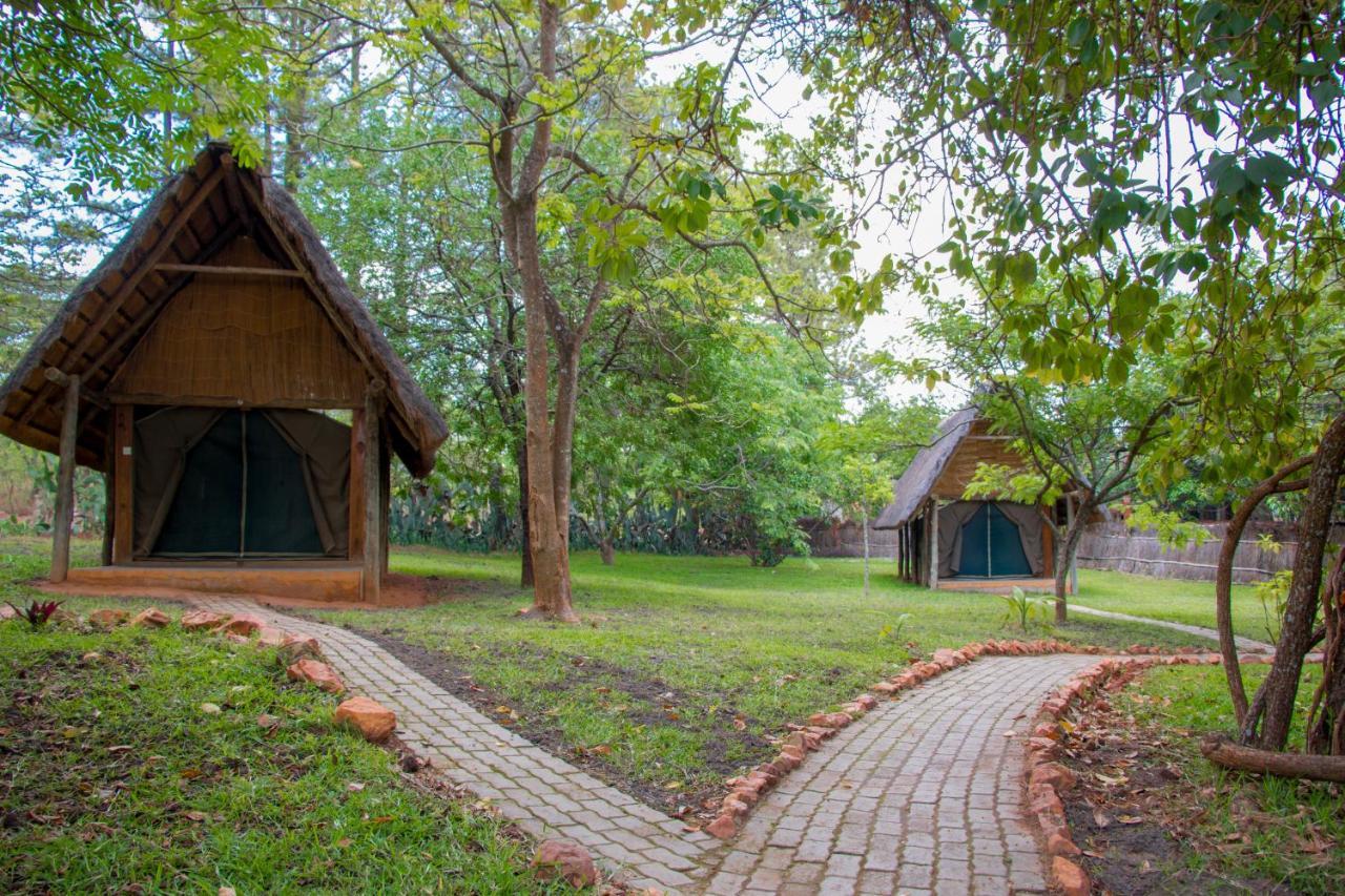 Pioneer Camp Villa Lusaka Buitenkant foto