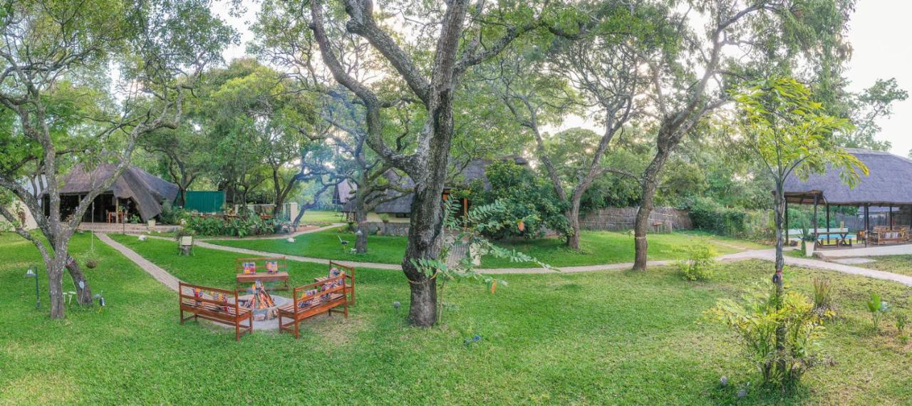 Pioneer Camp Villa Lusaka Buitenkant foto